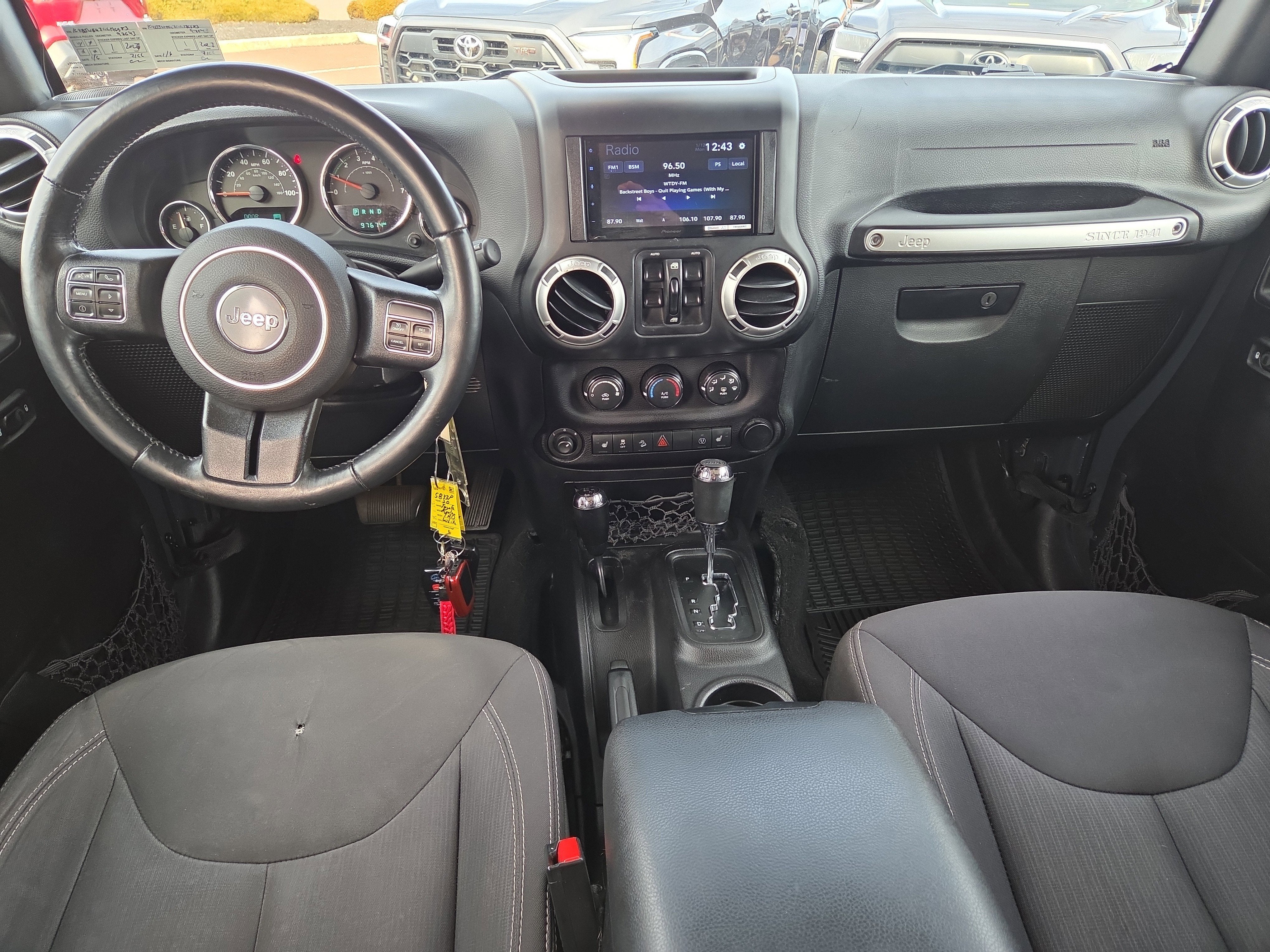 2016 Jeep Wrangler Unlimited Sahara