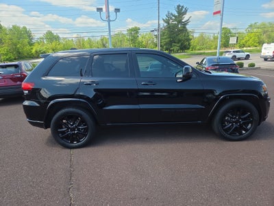 2017 Jeep Grand Cherokee Altitude