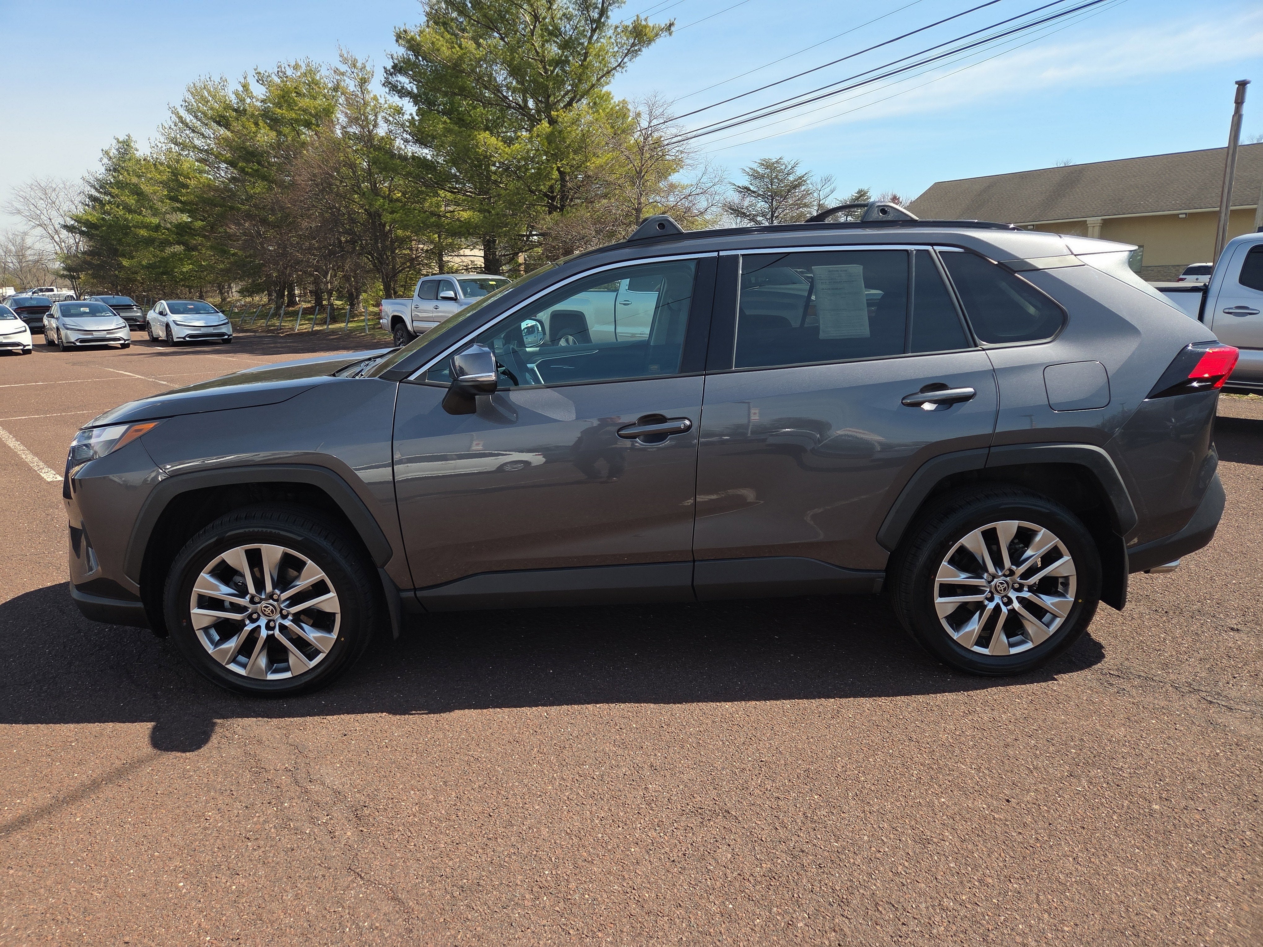 2023 Toyota RAV4 XLE Premium