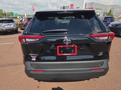 2023 Toyota RAV4 LE