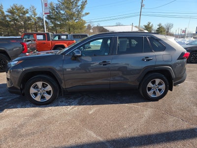 2022 Toyota RAV4 XLE