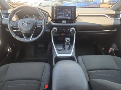 2022 Toyota RAV4 Hybrid SE