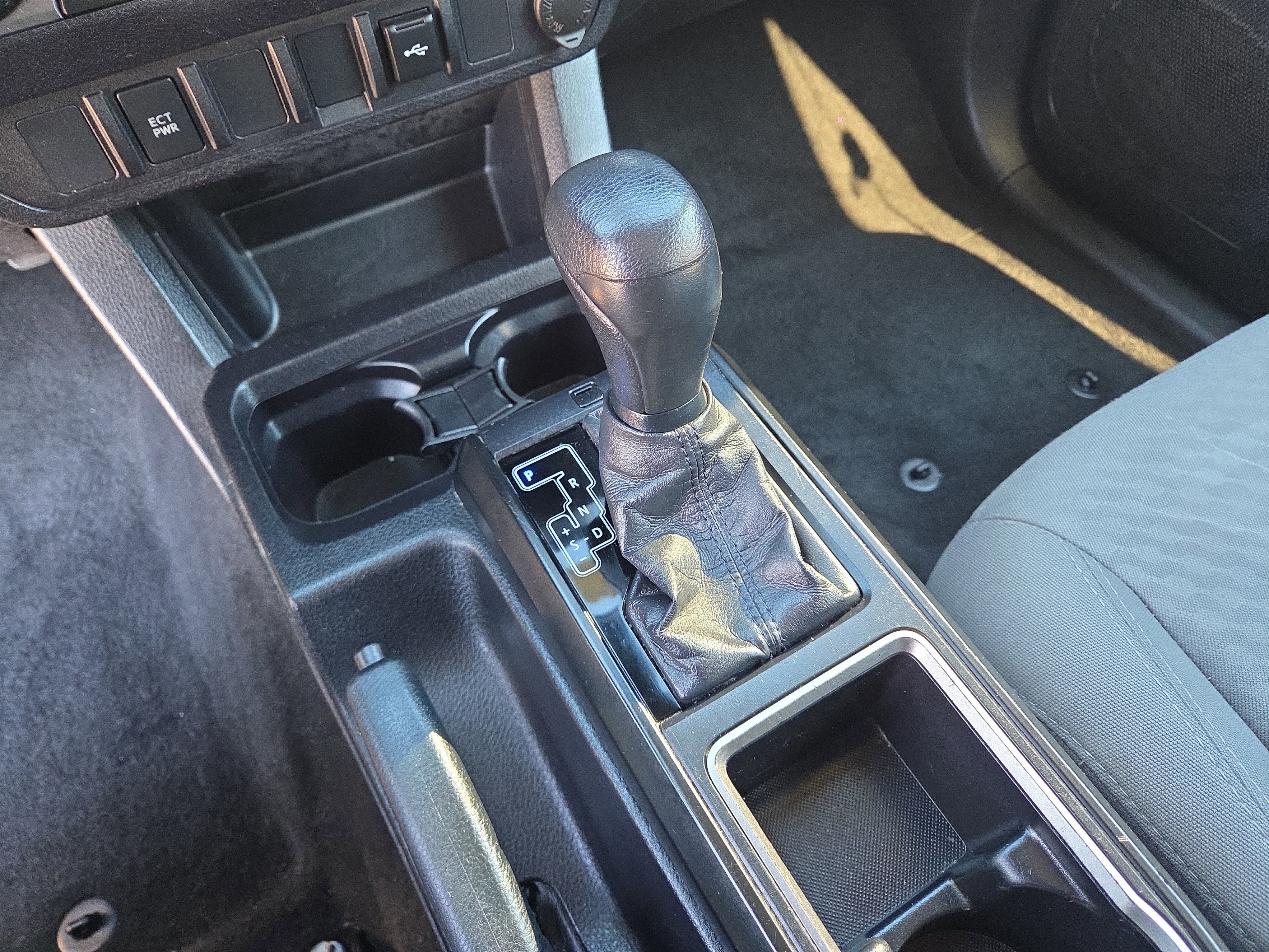 2020 Toyota Tacoma SR