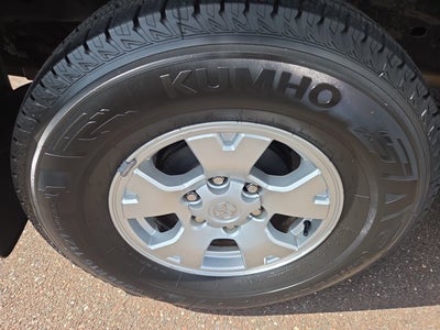 2014 Toyota Tacoma 4WD Double Cab V6 AT (Natl)