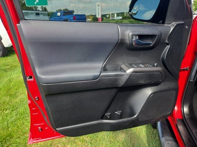 2022 Toyota Tacoma SR