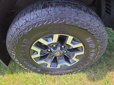 2022 Toyota Tacoma SR