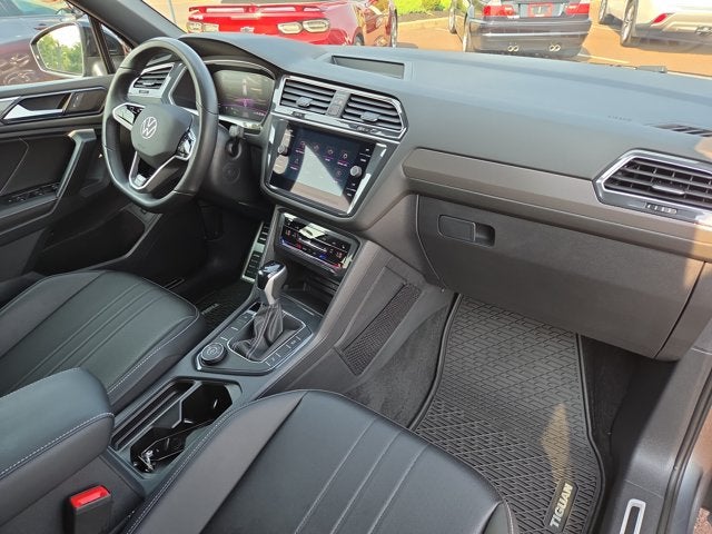 2024 Volkswagen Tiguan SE R-Line Black
