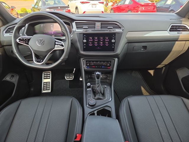 2024 Volkswagen Tiguan SE R-Line Black