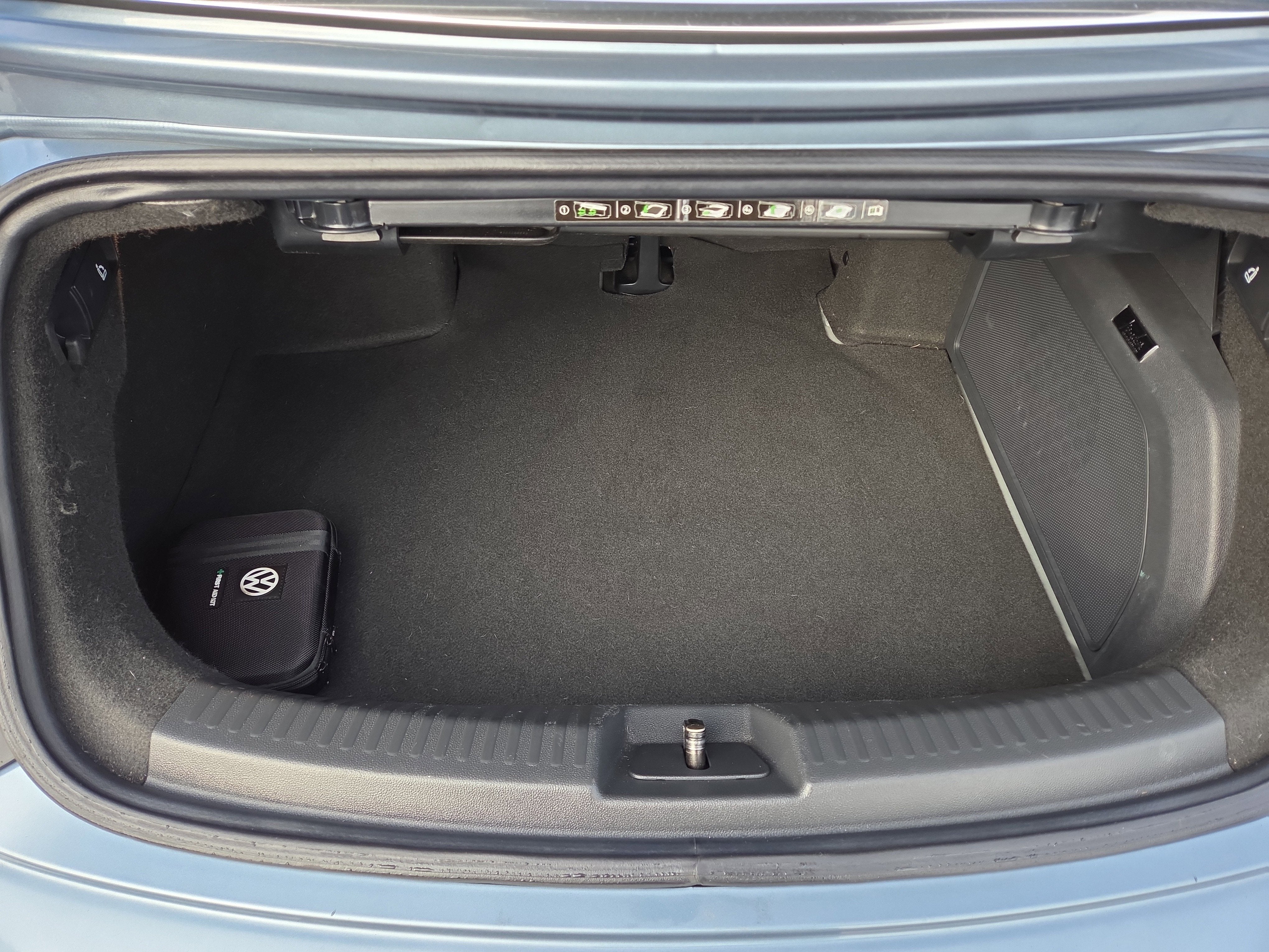 2019 Volkswagen Beetle Convertible Final Edition SEL