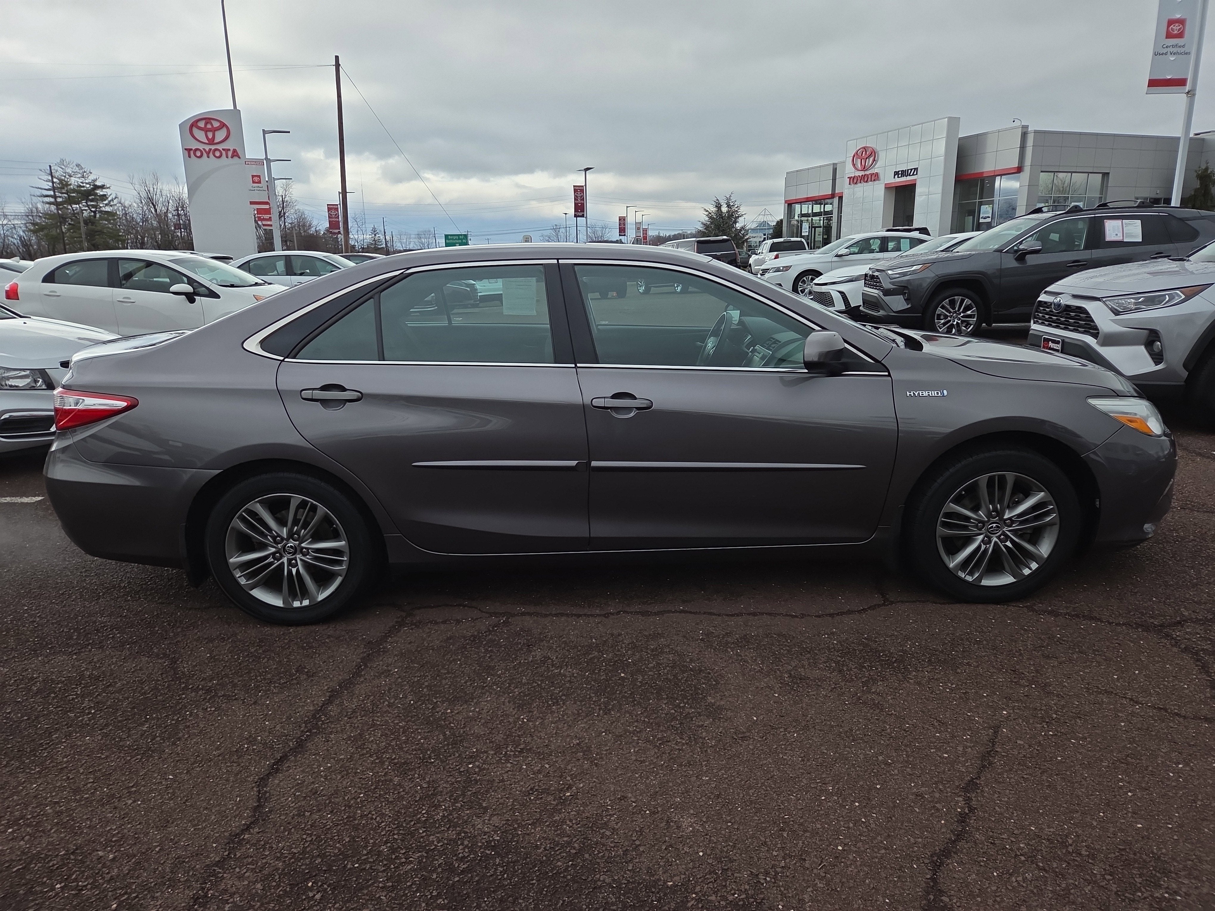 2015 Toyota Camry Hybrid LE