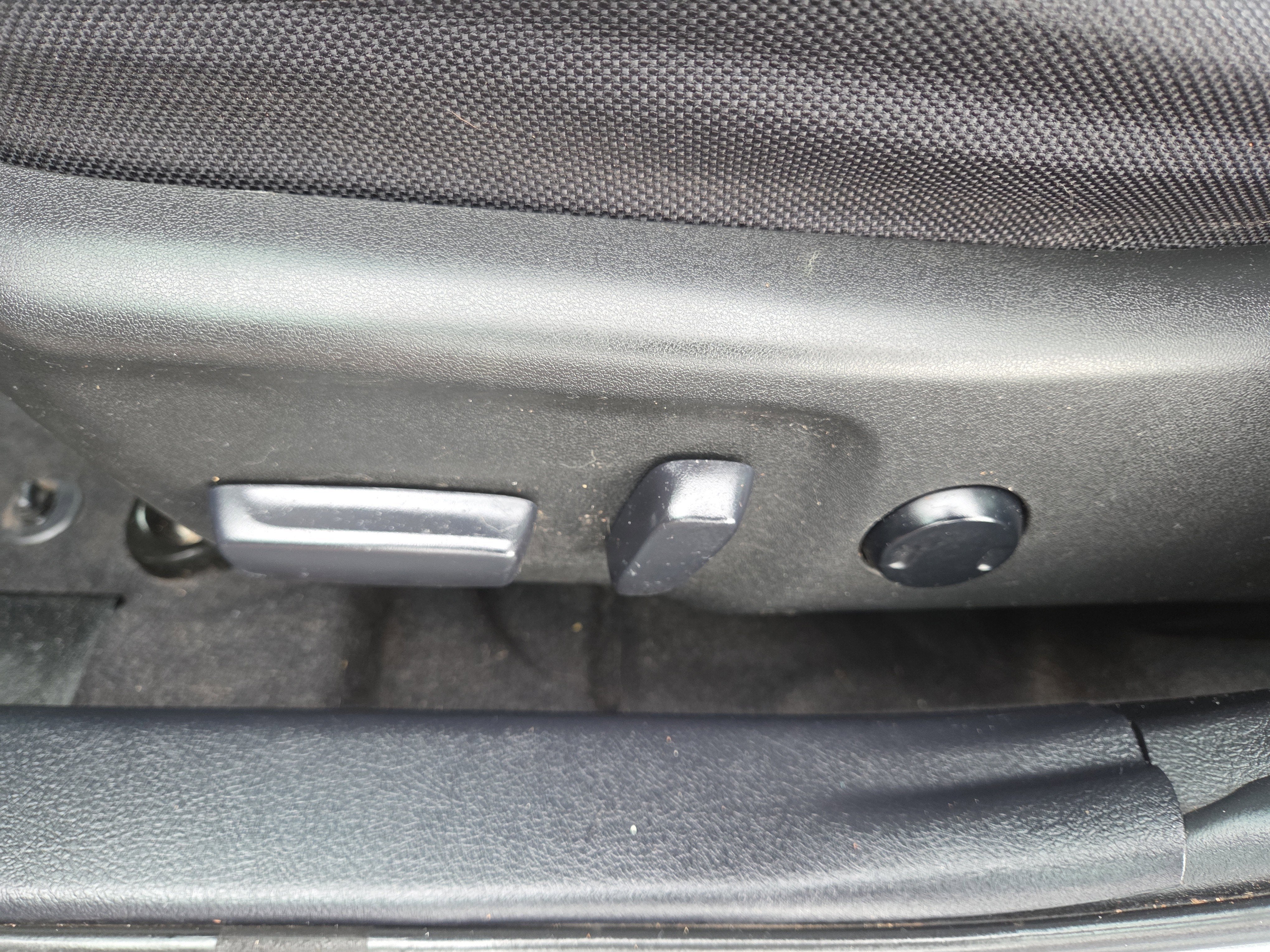 2015 Toyota Camry Hybrid LE