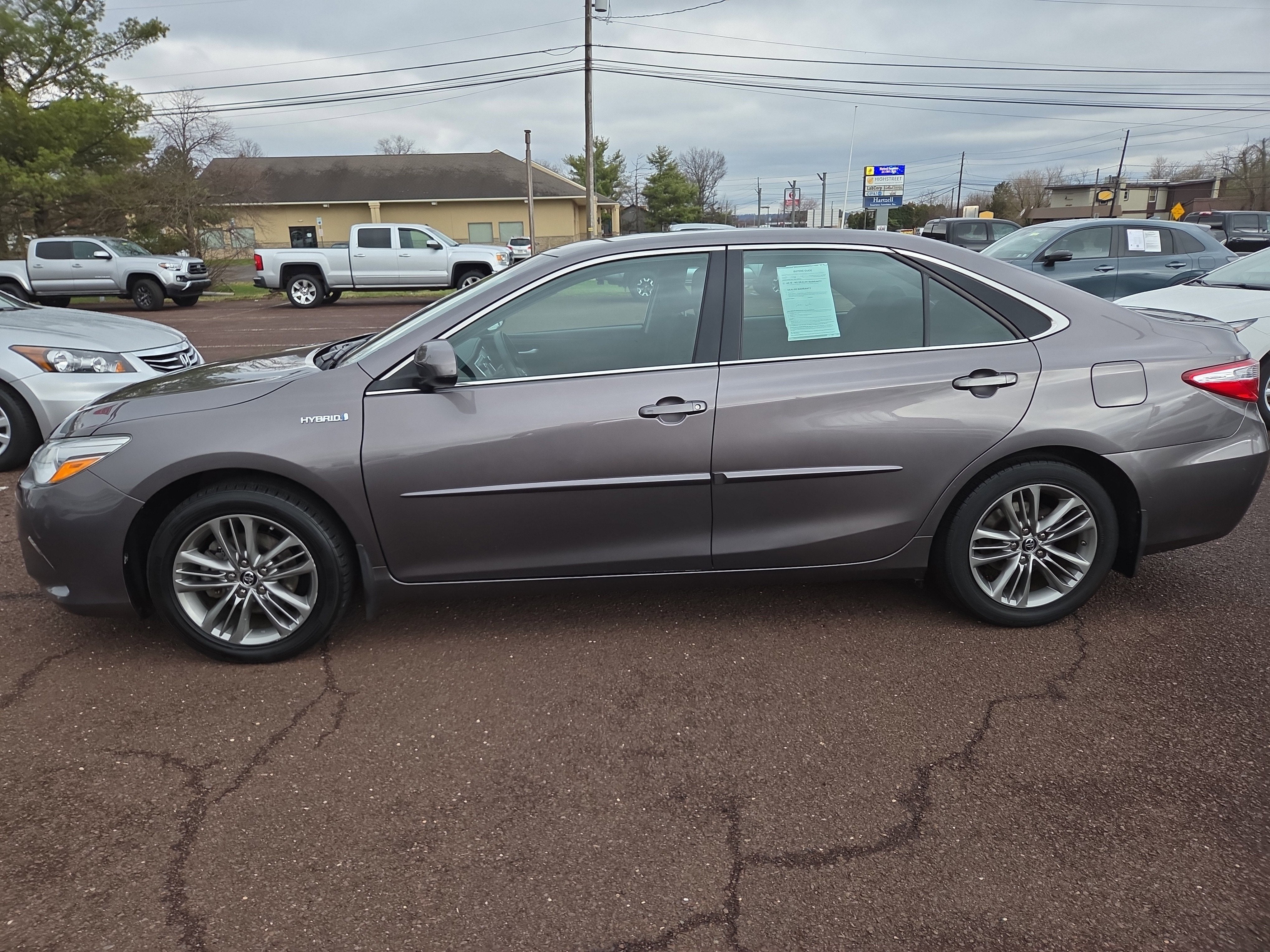 2015 Toyota Camry Hybrid LE