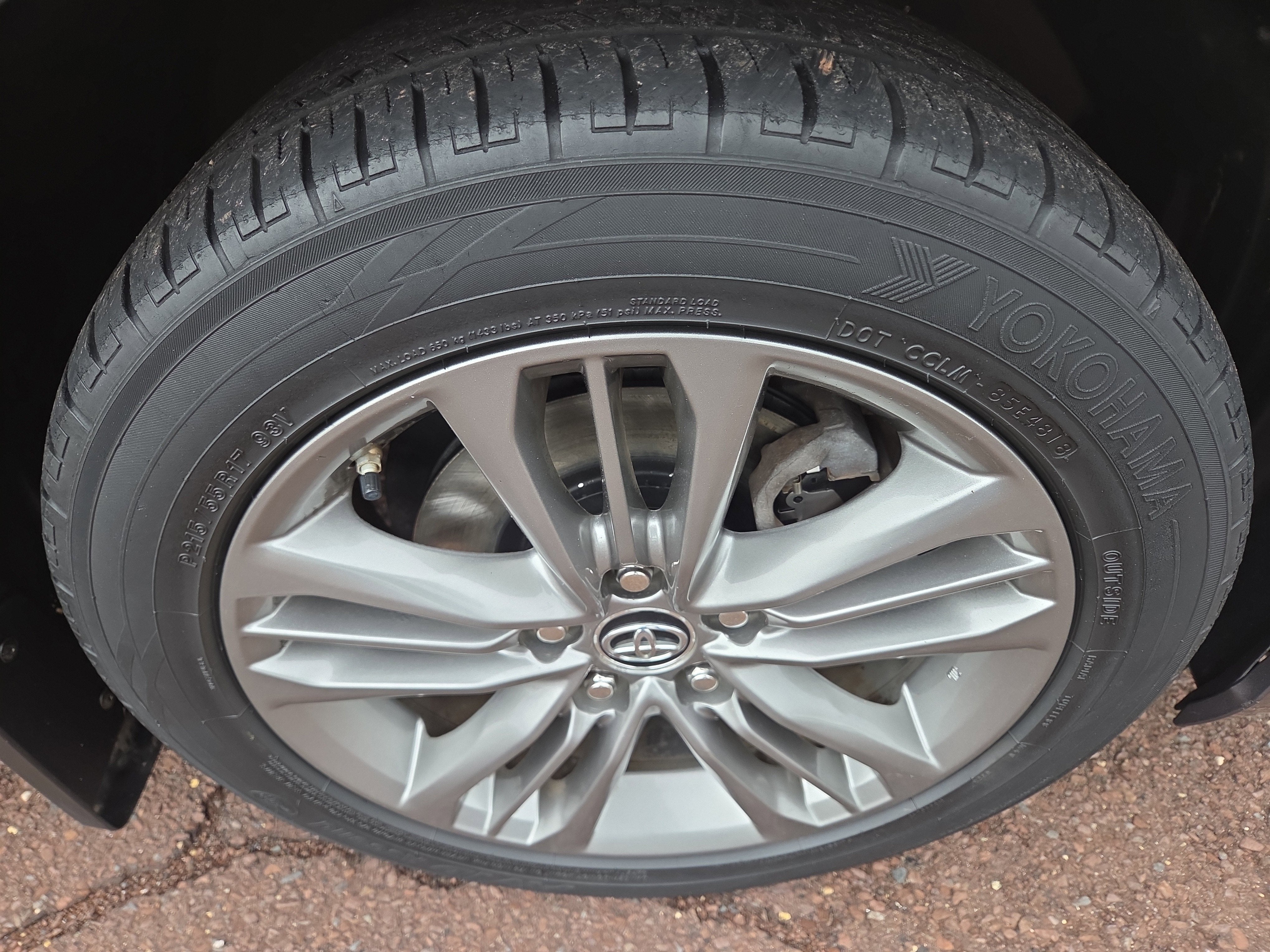 2015 Toyota Camry Hybrid LE