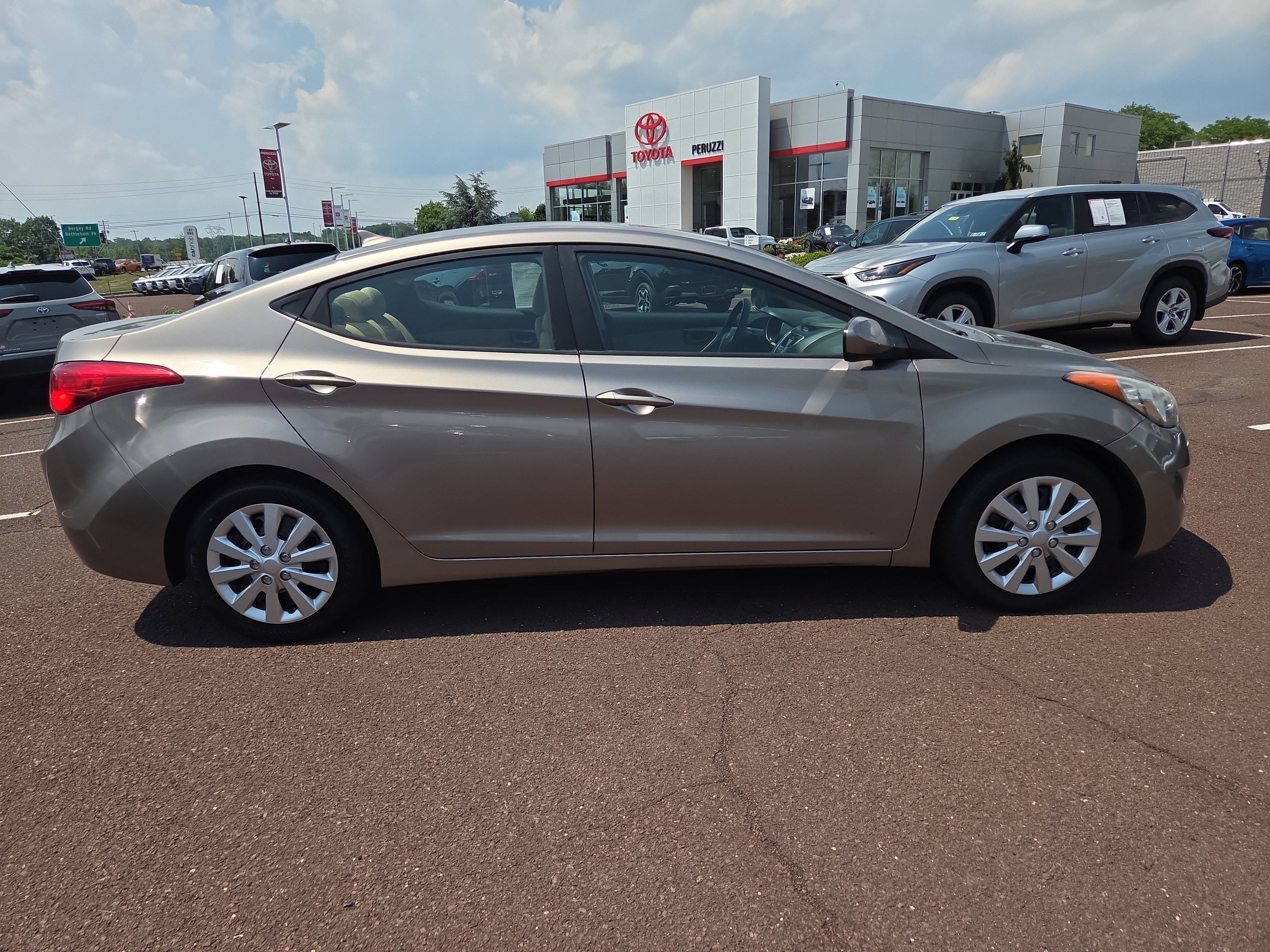 2011 Hyundai Elantra GLS