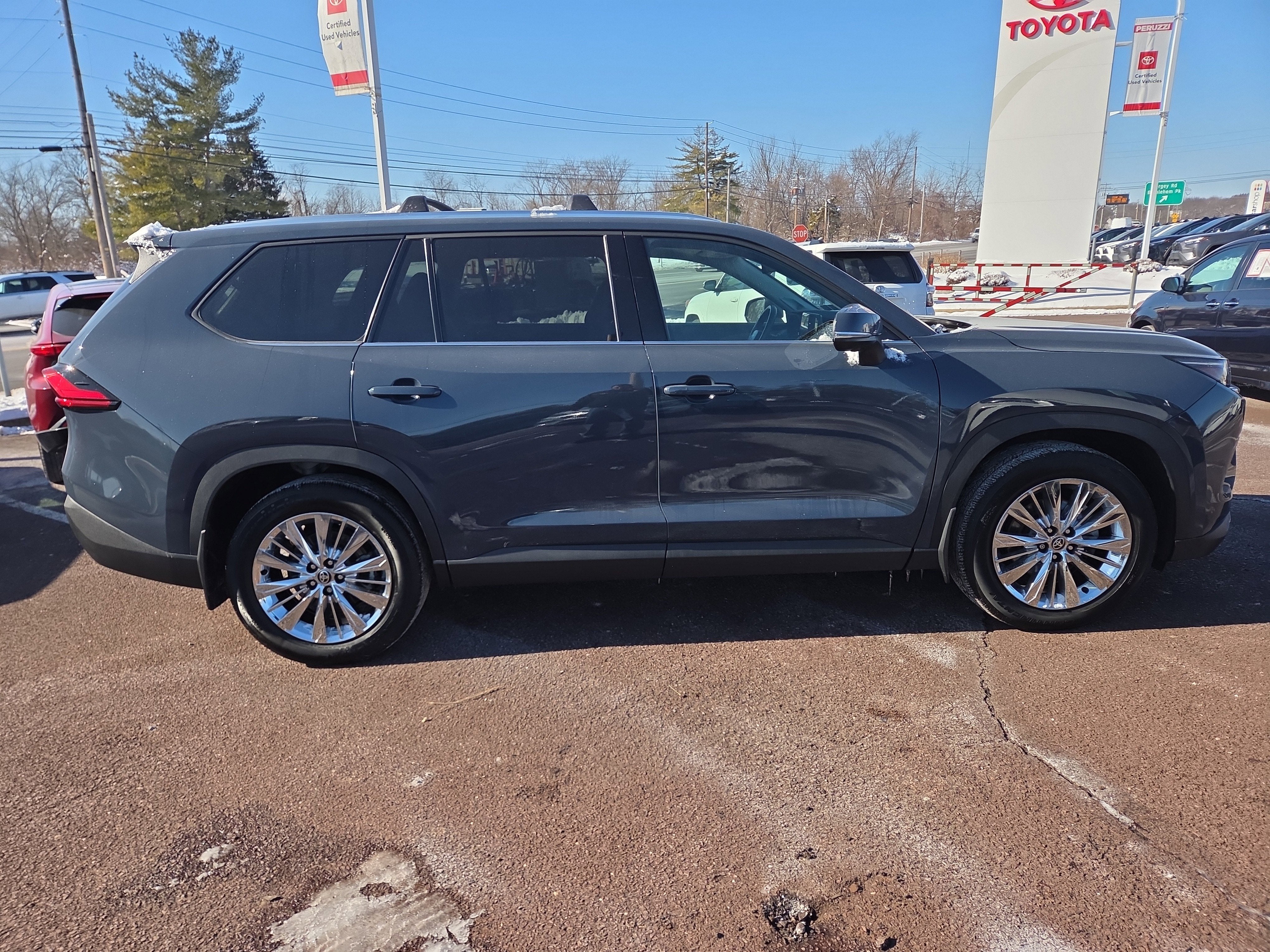 2024 Toyota Grand Highlander Platinum