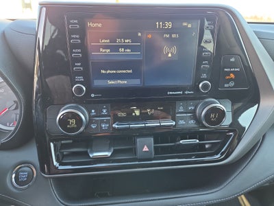 2022 Toyota Highlander LE