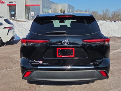 2022 Toyota Highlander LE
