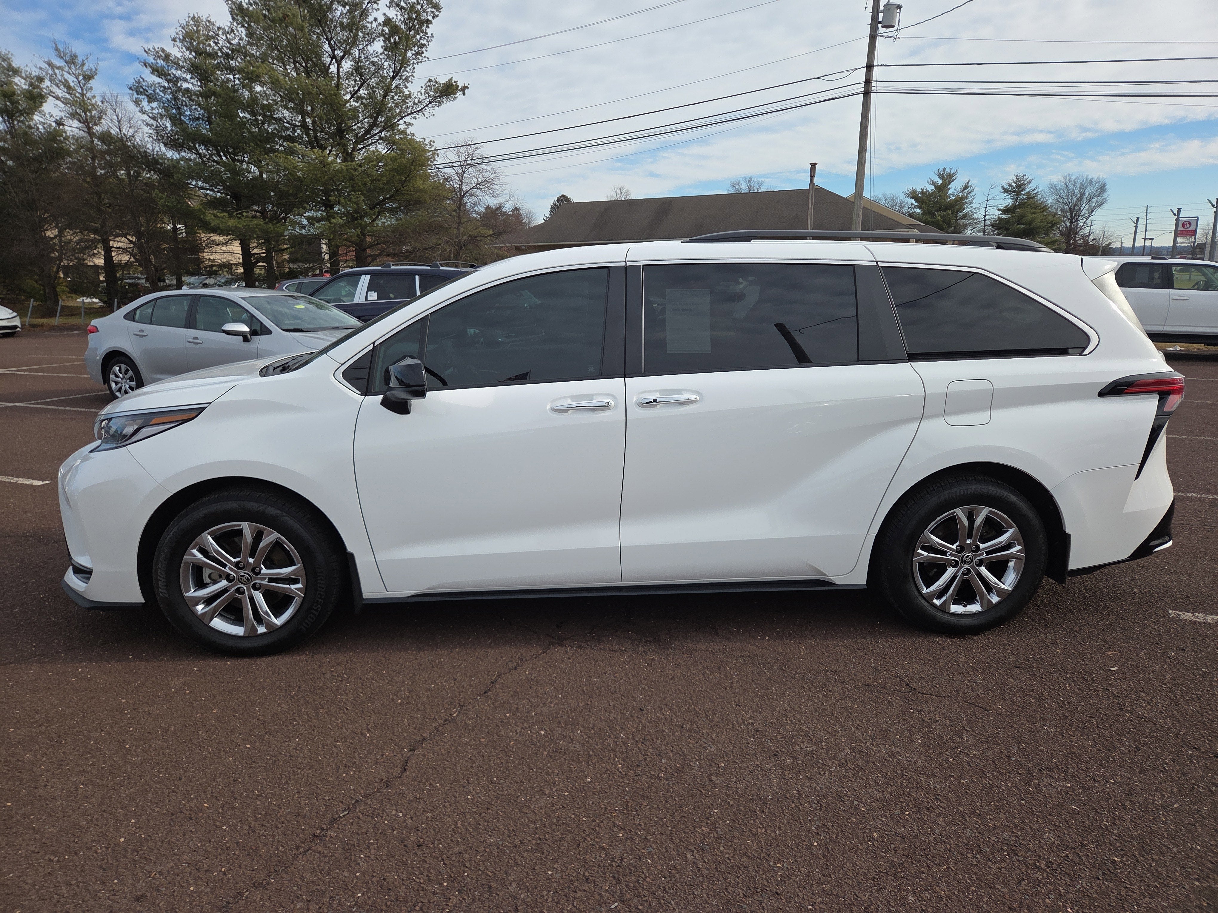 2023 Toyota Sienna XSE