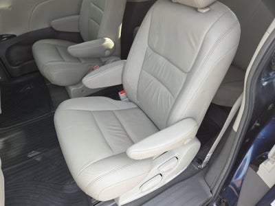 2019 Toyota Sienna XLE