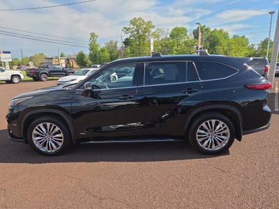 2023 Toyota Highlander Hybrid Platinum