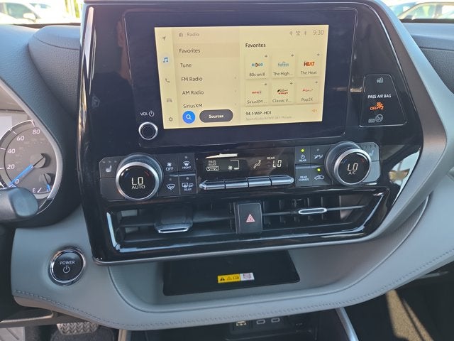 2023 Toyota Highlander Hybrid XLE