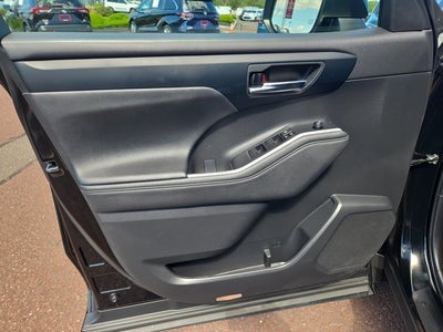 2024 Toyota Highlander Hybrid XLE