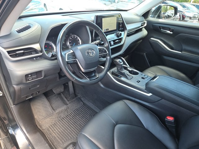2024 Toyota Highlander Hybrid XLE