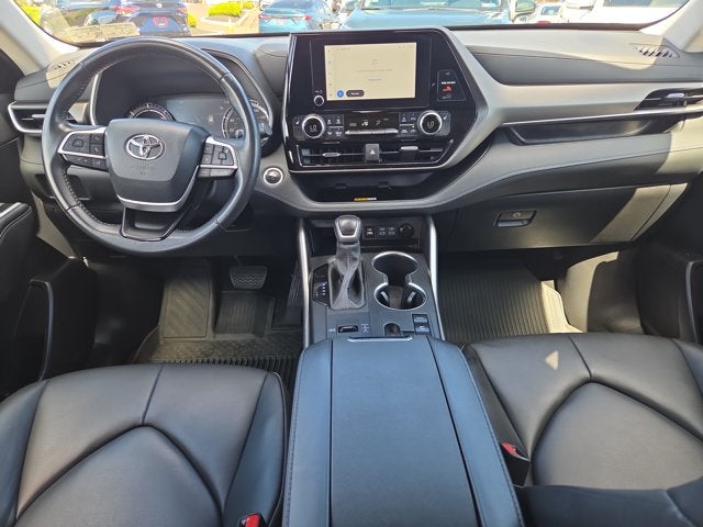 2024 Toyota Highlander Hybrid XLE