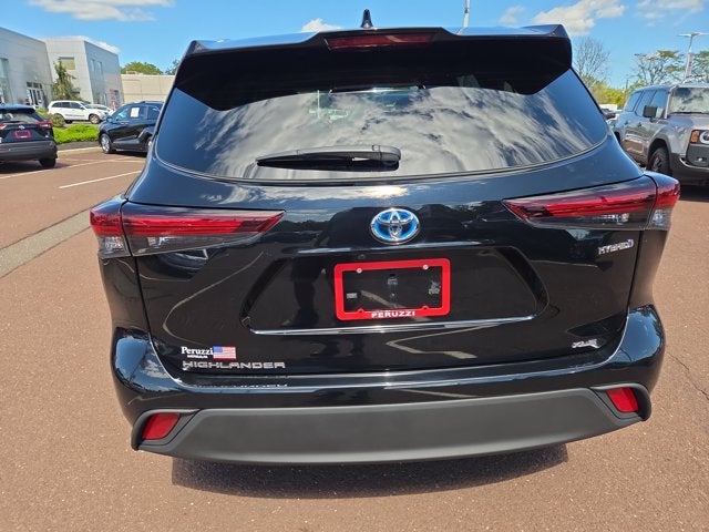 2024 Toyota Highlander Hybrid XLE