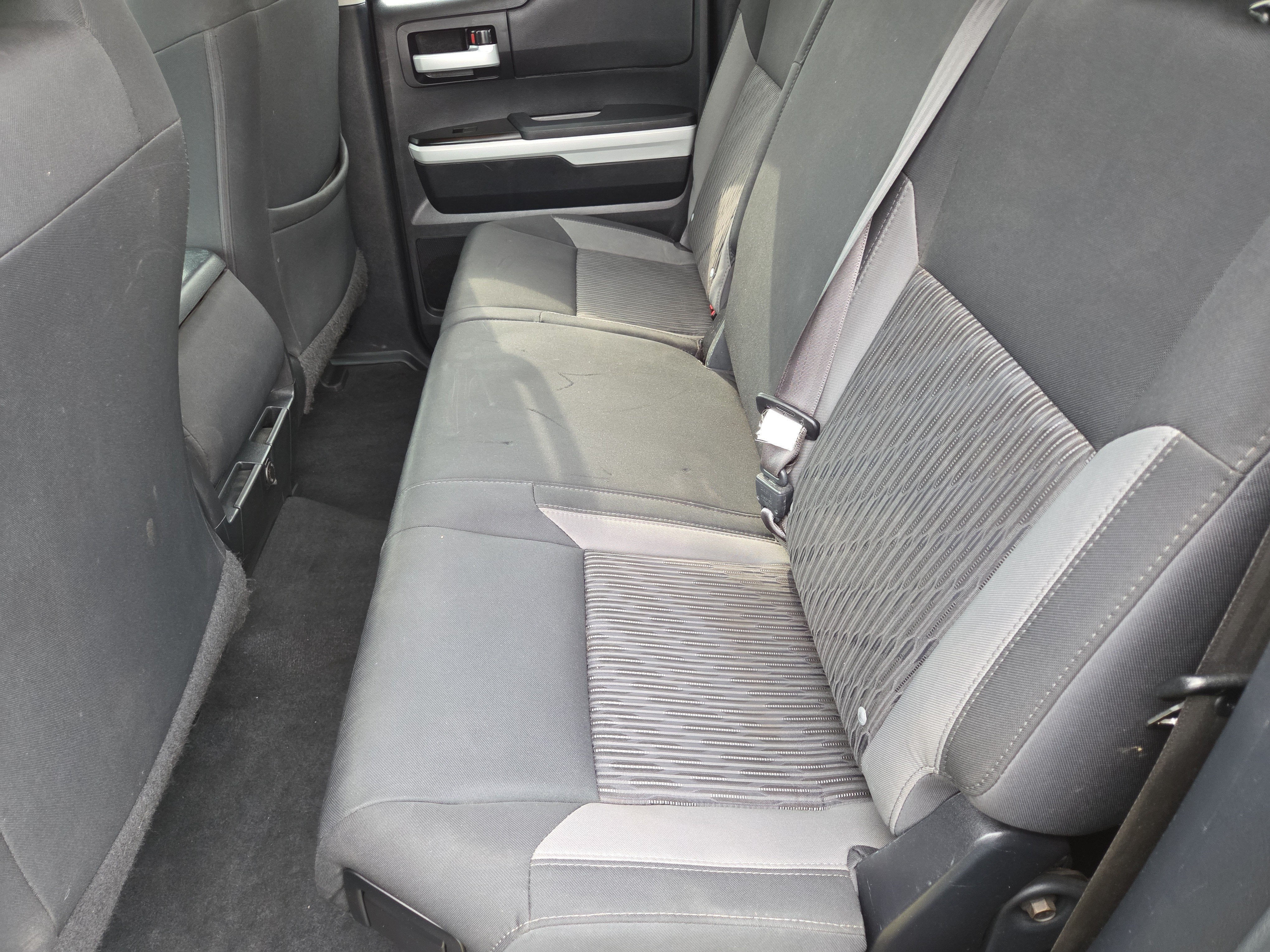 2014 Toyota Tundra SR5