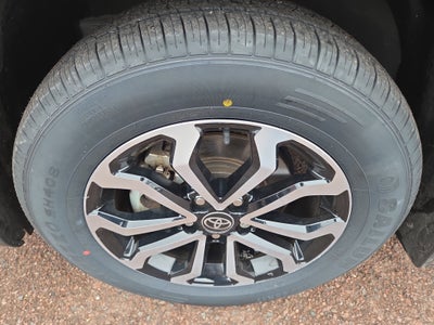 2023 Toyota Corolla Cross Hybrid SE