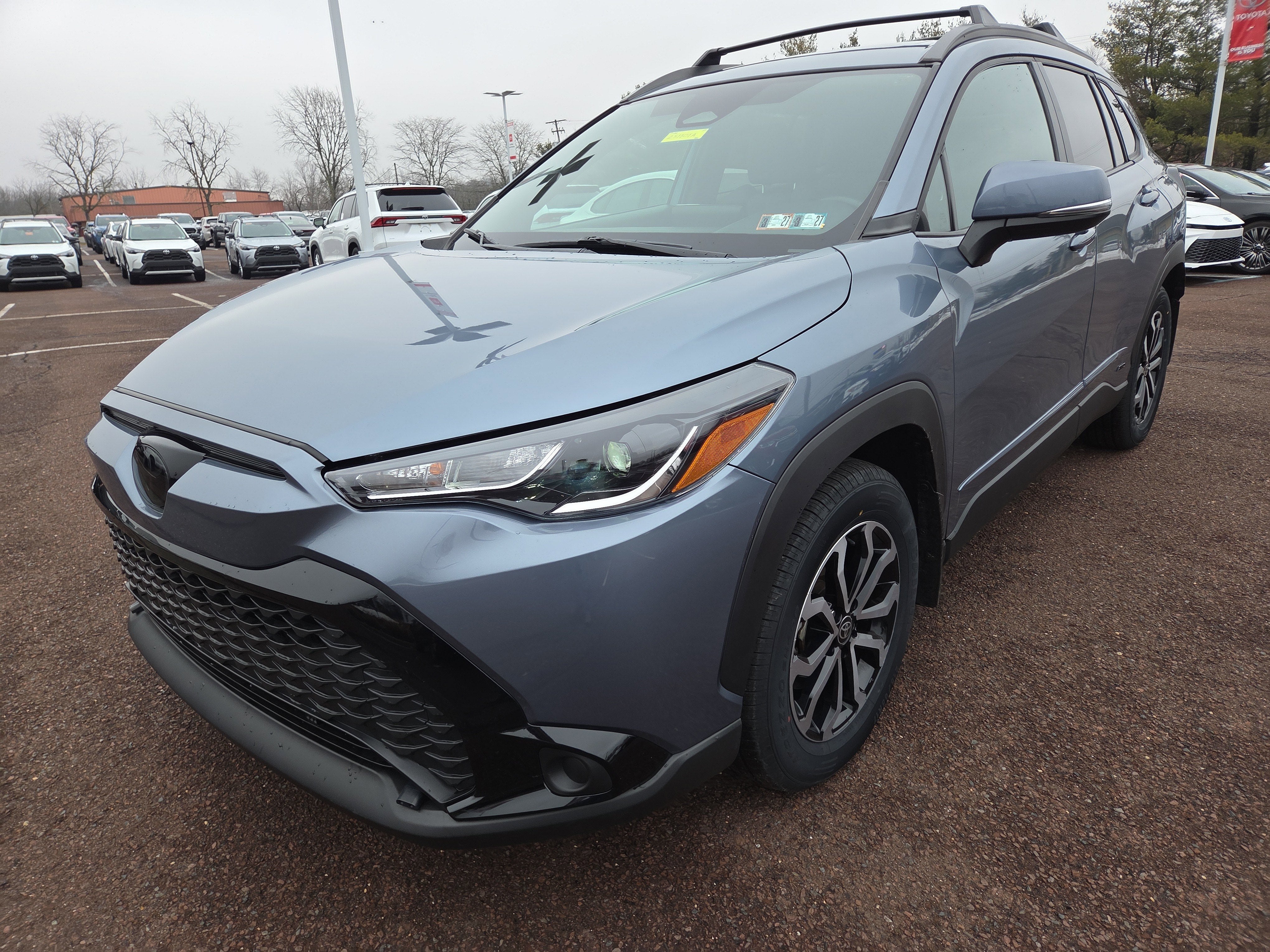 2023 Toyota Corolla Cross Hybrid SE