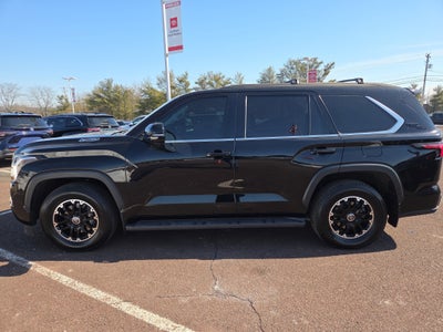 2023 Toyota Sequoia SR5