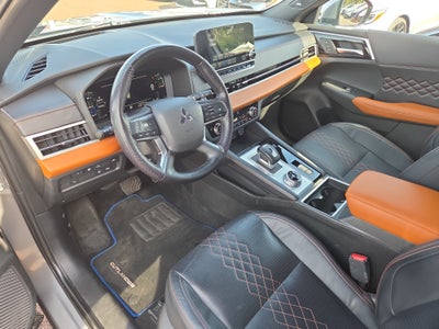 2023 Mitsubishi Outlander PHEV SEL