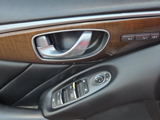 2015 INFINITI Q50 Sport