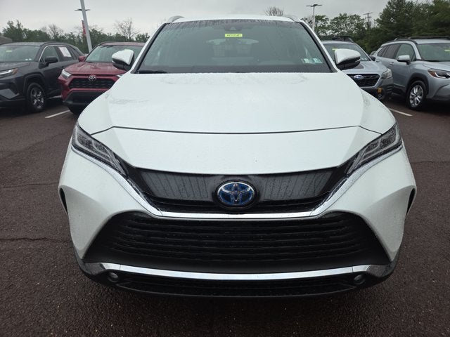 2024 Toyota Venza XLE