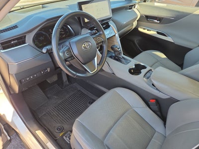 2023 Toyota Venza LE