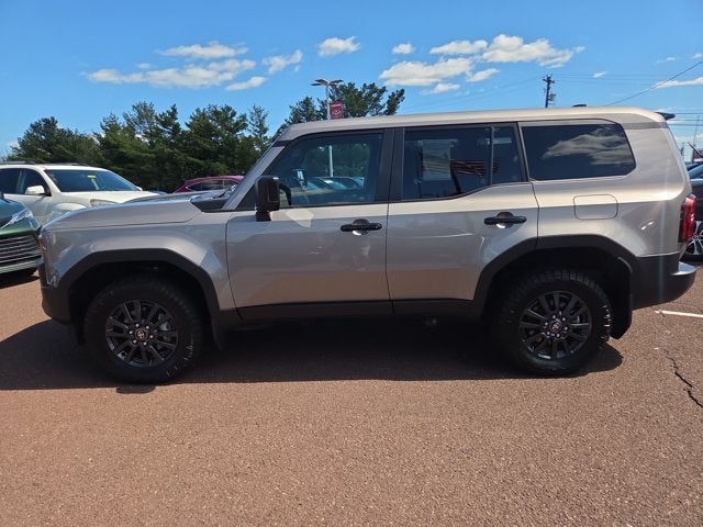 2025 Toyota Land Cruiser 4WD (Natl)