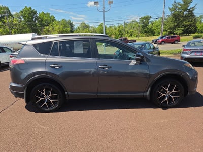 2016 Toyota RAV4 SE