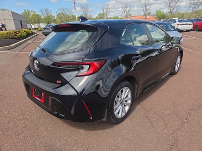 2025 Toyota Corolla Hatchback SE