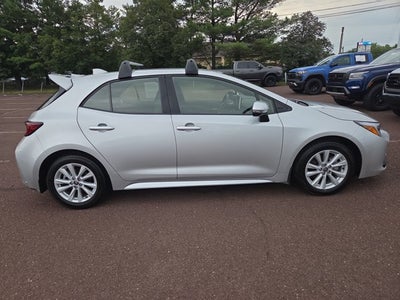 2025 Toyota Corolla Hatchback SE