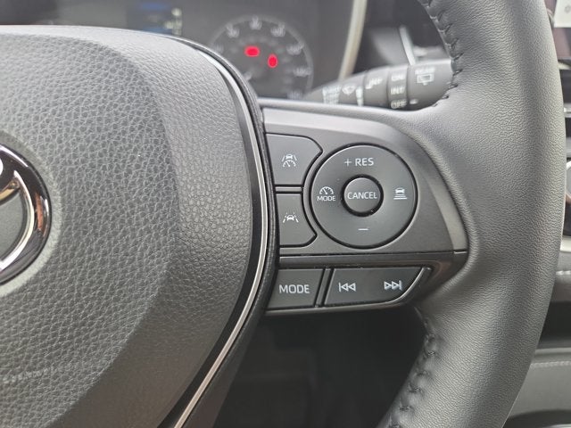 2025 Toyota Corolla Hatchback SE