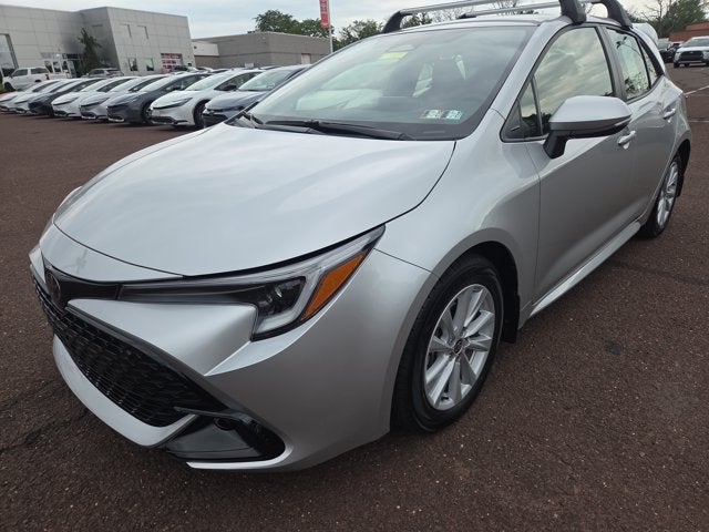 2025 Toyota Corolla Hatchback SE
