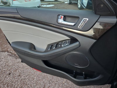 2014 Kia Cadenza Limited