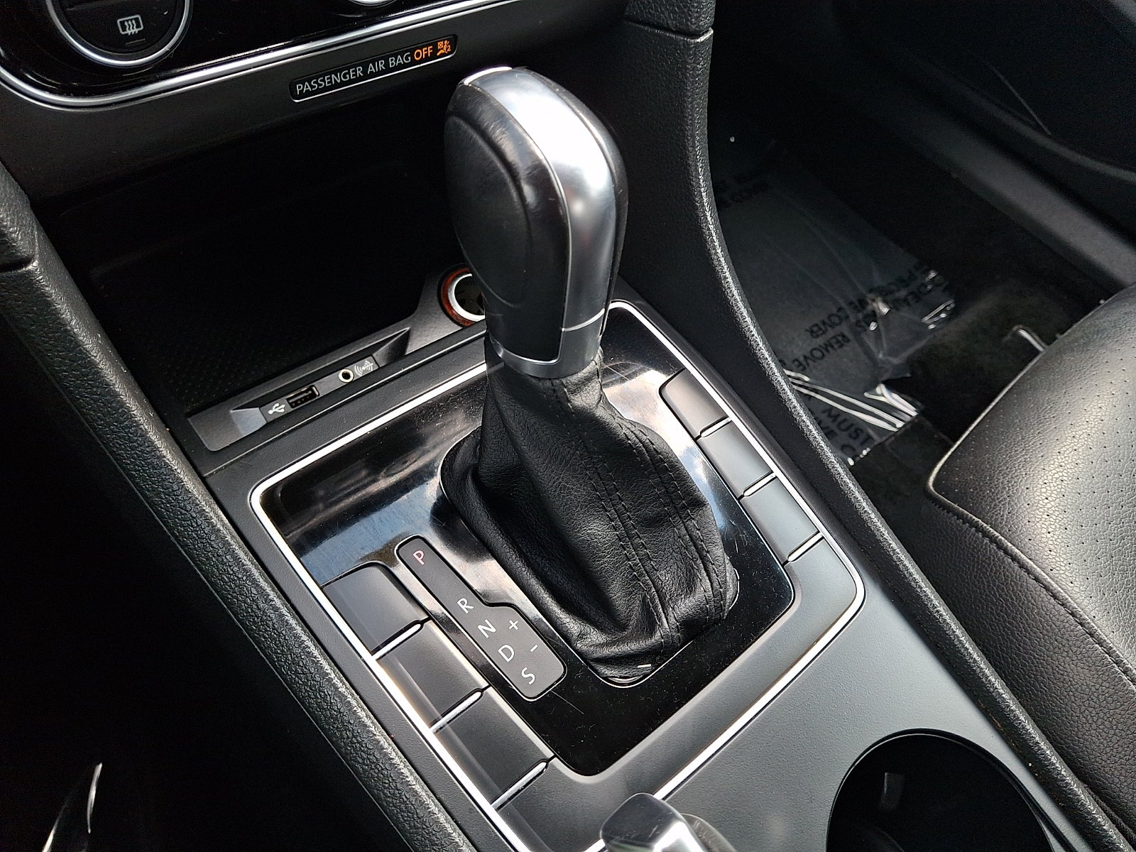 2018 Volkswagen Passat 2.0T R-Line