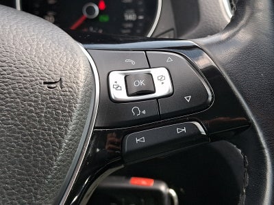 2018 Volkswagen Passat 2.0T R-Line