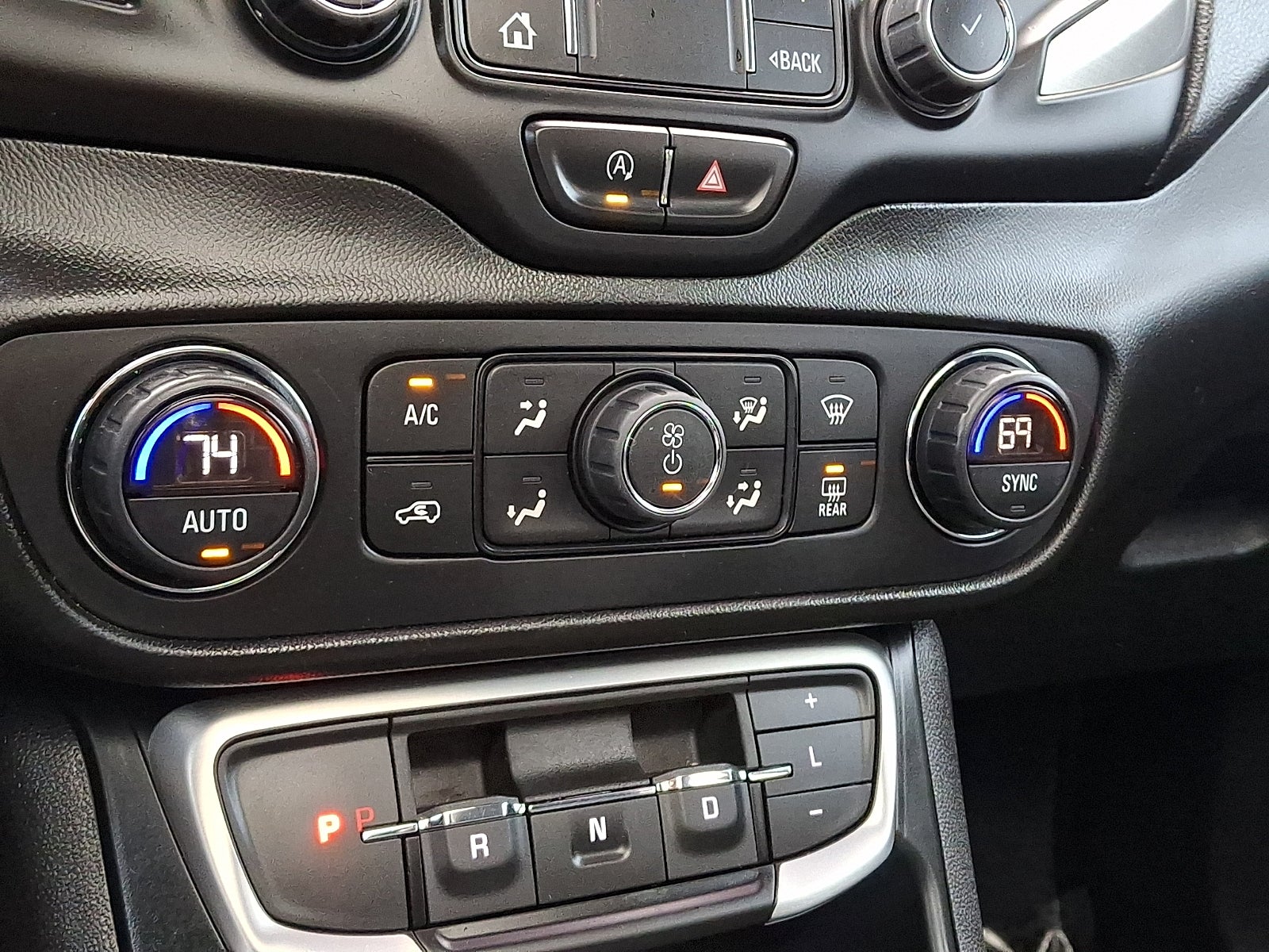 2022 GMC Terrain AWD SLT