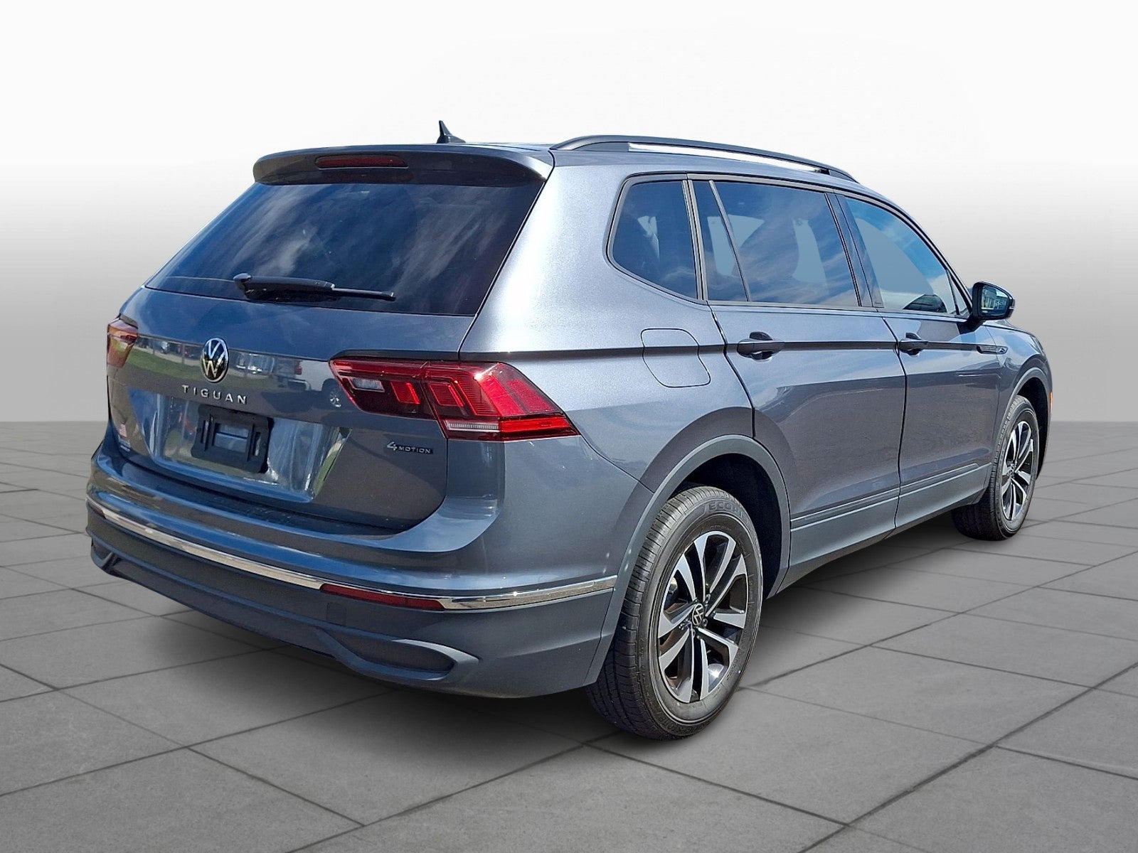 2023 Volkswagen Tiguan 2.0T S