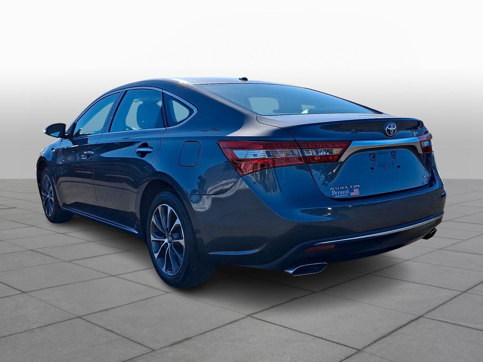 2017 Toyota Avalon XLE