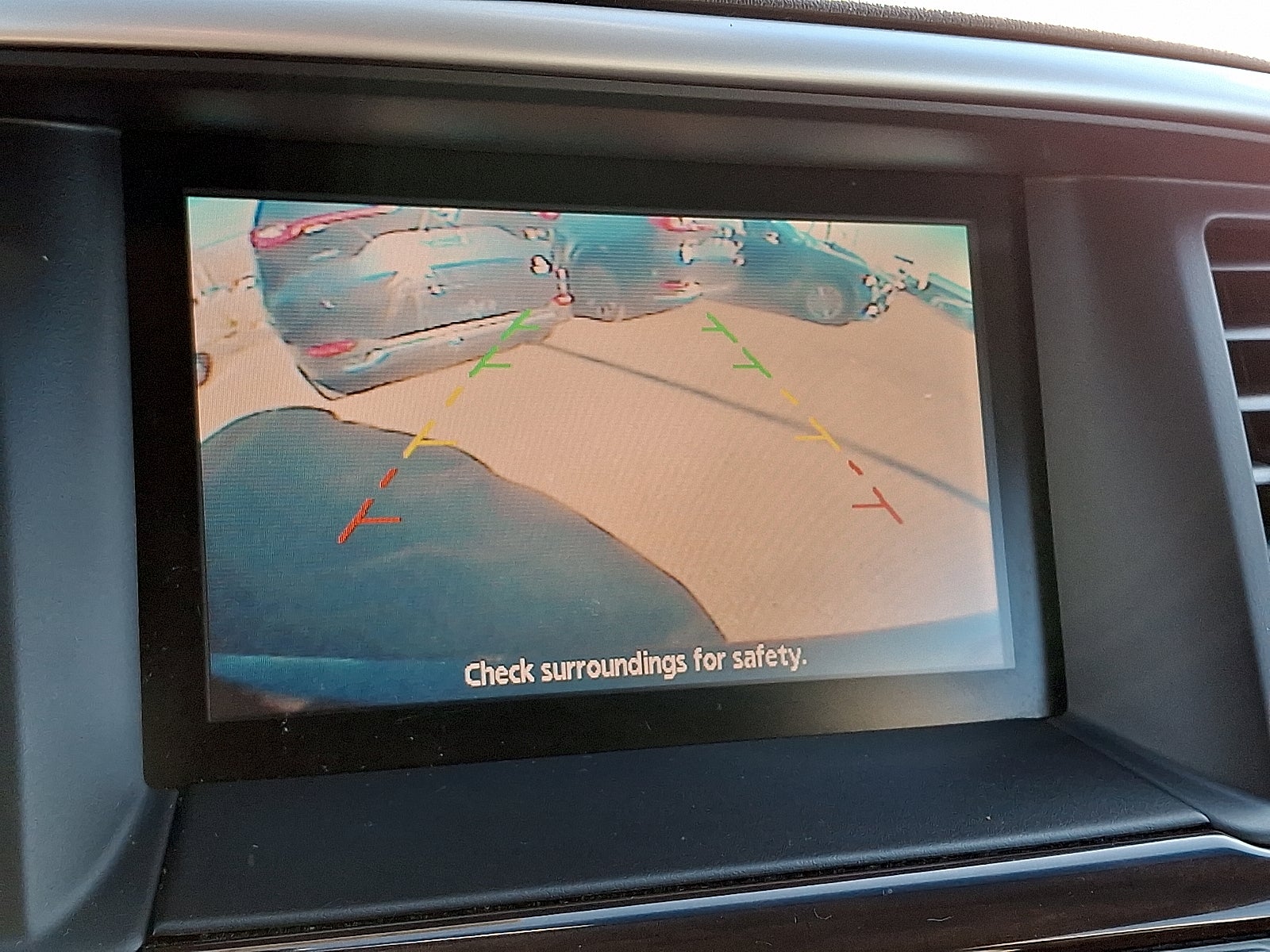 2016 Nissan Pathfinder SL